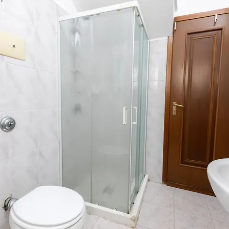 Ad House 1 Apartment